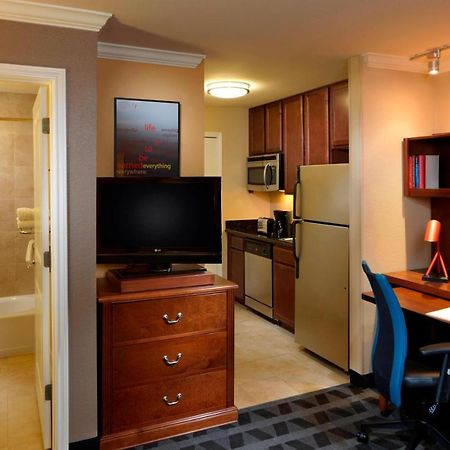 Towneplace Suites Houston North/Shenandoah Экстерьер фото